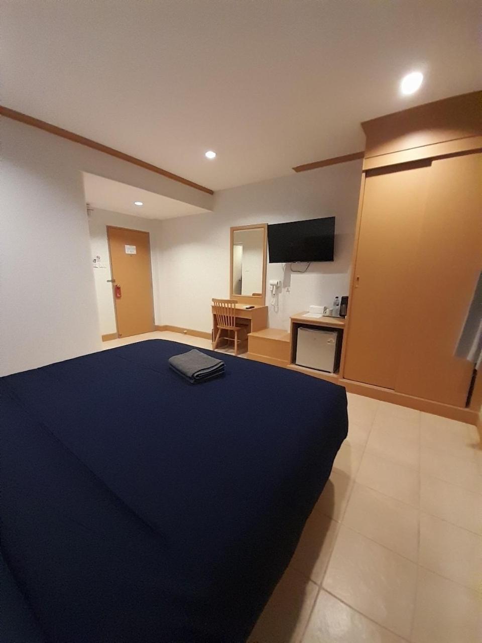 Jb House Patongホステル エクステリア 写真
